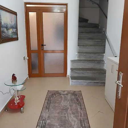 Dean Apartment *
